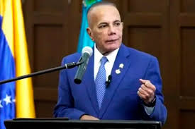 Manuel Rosales es el candidato mejor posicionado, aun sin el apoyo de María Corina Machado, según encuestadora Delfhos