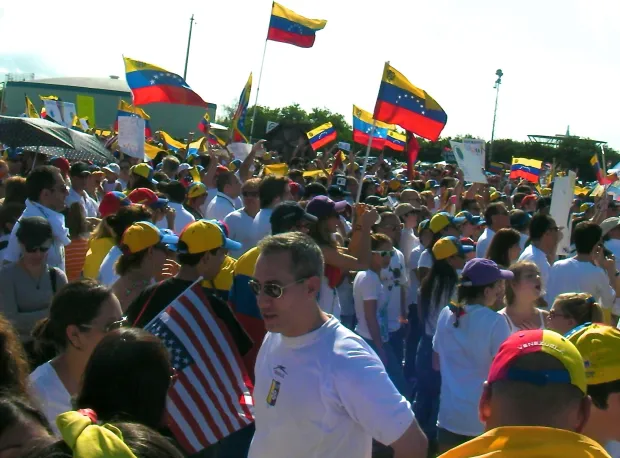 #DORAL | Venezolanos invitan a todos los latinos en Doral a la «Mega-Concentración» en respaldo al fraude electoral y a la democracia