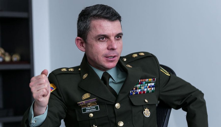 El General (r) Juan Carlos Buitrago Rechaza Propuestas del Gobierno Nacional para Dirigir la Policía y la DIAN El General (r) Juan Carlos Buitrago Rechaza Propuestas del Gobierno Nacional para Dirigir la Policía y la DIAN