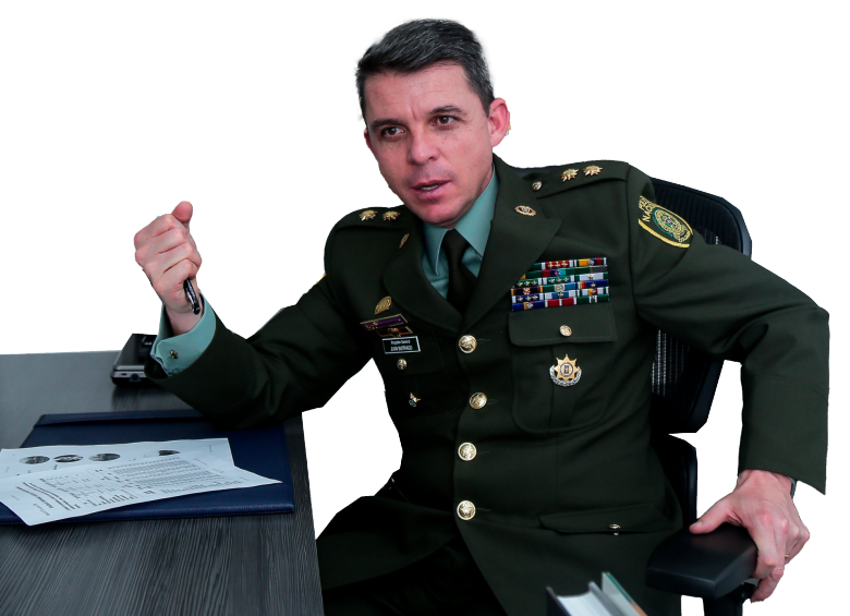 “Pitufo ofrecía $300 millones mensuales a la Dirección de la POLFA”: general Juan Carlos Buitrago “Pitufo ofrecía $300 millones mensuales a la Dirección de la POLFA”: general Juan Carlos Buitrago
