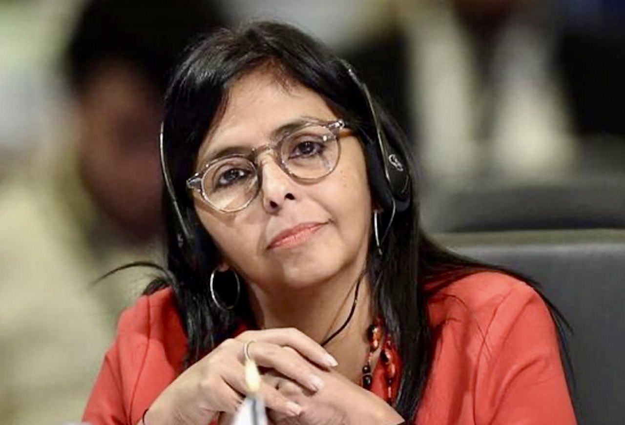 MIAMI HERALD CONFIRMA OFERTA DE GOBIERNO DE TRANSICIÓN ENCABEZADO POR DELCY RODRÍGUEZ Y SECUNDADO POR EL DELINCUENTE Y ASESINO MIGUEL RODRÍGUEZ TORRES. MIAMI HERALD CONFIRMA OFERTA DE GOBIERNO DE TRANSICIÓN ENCABEZADO POR DELCY RODRÍGUEZ Y SECUNDADO POR EL DELINCUENTE Y ASESINO MIGUEL RODRÍGUEZ TORRES.