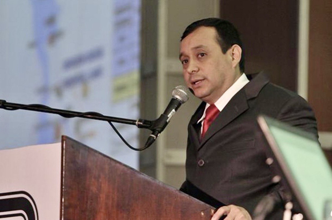 Cadena perpetua deberían tener todas estas ratas que expoliaron PDVSA: José Luis Parada, Alexis Chacón, Adelso Molero y Rafael Ramírez Cadena perpetua deberían tener todas estas ratas que expoliaron PDVSA: José Luis Parada, Alexis Chacón, Adelso Molero y Rafael Ramírez