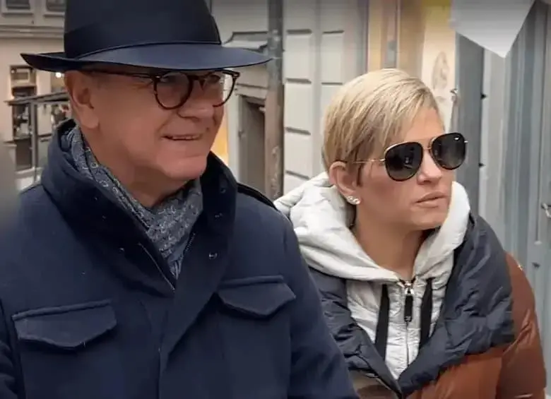 Acusan al catalán Manuel Grau, cercano a Verónica Alcocer, de presunta estafa con proyecto en Bogotá Acusan al catalán Manuel Grau, cercano a Verónica Alcocer, de presunta estafa con proyecto en Bogotá