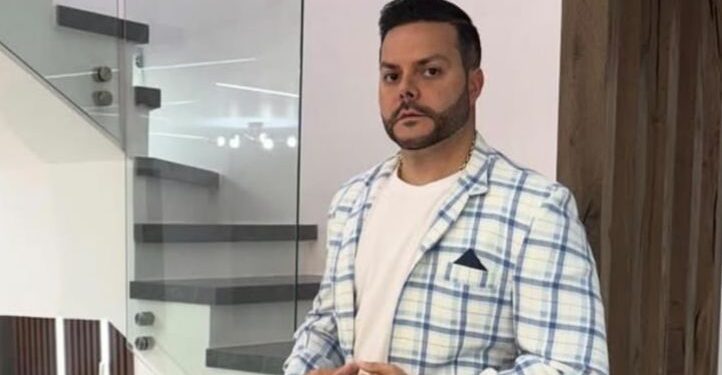 Se intensifican señalamientos en torno a Hammer y el empresario Austin Piñate en medio de polémica por supuestas irregularidades