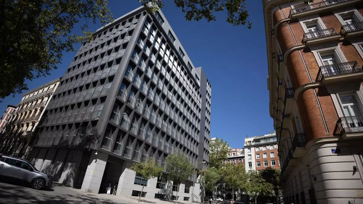 El juez del caso Plus Ultra desconfía de que el detenido en Aruba regrese de forma voluntaria y esperará a su extradición El juez del caso Plus Ultra desconfía de que el detenido en Aruba regrese de forma voluntaria y esperará a su extradición