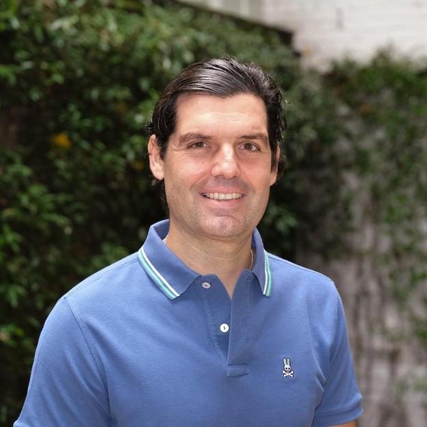 César Batiz reconstruye la red de abogados, lobistas e intermediarios que rodeó a Alejandro Betancourt durante 15 años César Batiz reconstruye la red de abogados, lobistas e intermediarios que rodeó a Alejandro Betancourt durante 15 años
