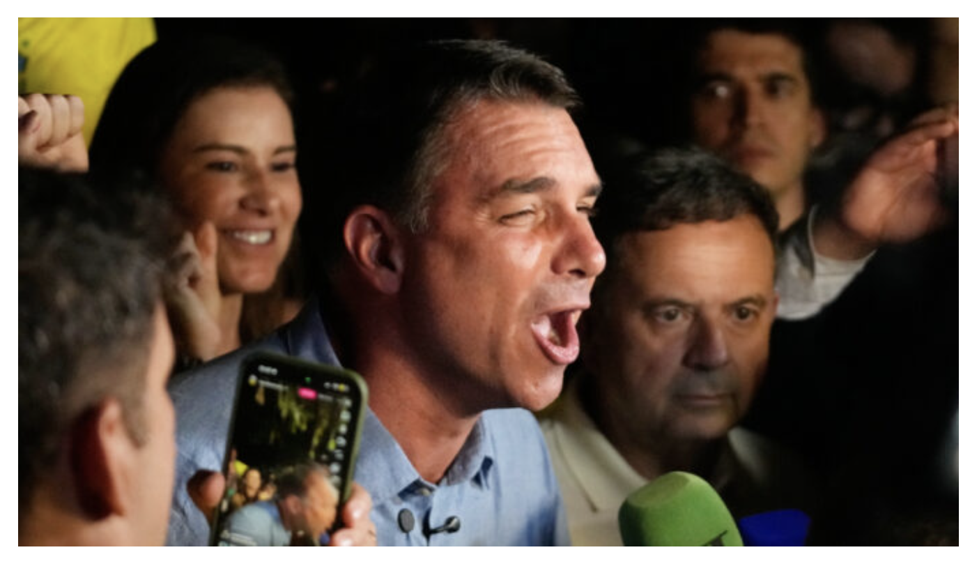 Elecciones en Brasil: Bolsonaro aventaja a Lula en la primera vuelta; habrá segunda vuelta el 25 de octubre Elecciones en Brasil: Bolsonaro aventaja a Lula en la primera vuelta; habrá segunda vuelta el 25 de octubre