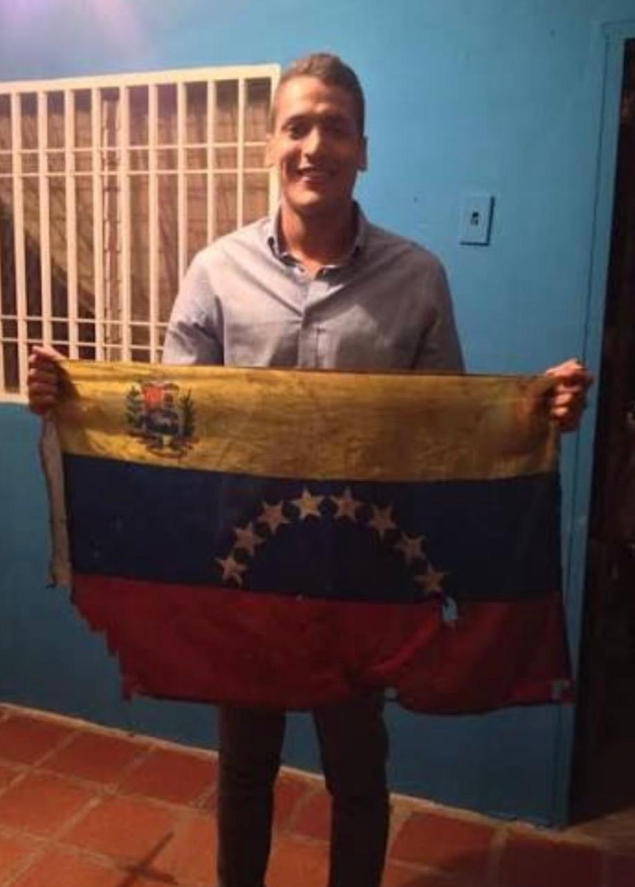 Oswaldo Castillo: inocente, perseguido, bajo inquisición Oswaldo Castillo: inocente, perseguido, bajo inquisición
